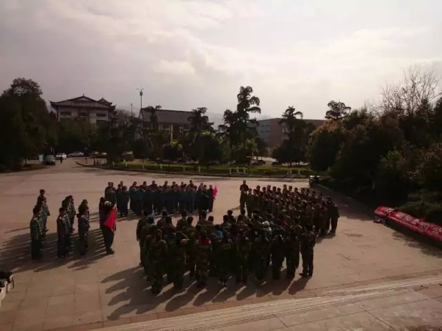 齊心奮進(jìn)，夢(mèng)想起航，遠(yuǎn)景裝飾2015啟動(dòng)大會(huì)-全員會(huì)師