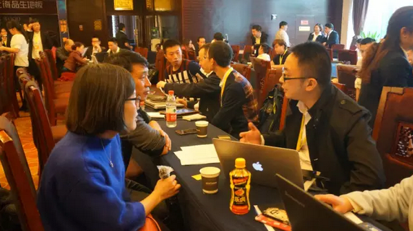 總裁簽售引爆搶購熱潮，11.15客戶答謝會(huì)榮耀謝幕！