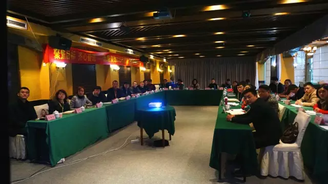 【聚焦目標(biāo) 齊心奮進】遠景裝飾2016年戰(zhàn)略目標(biāo)誓師大會圓滿召開！